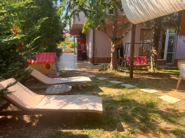 Hotel Paradise Lozenets Ngoại thất bức ảnh