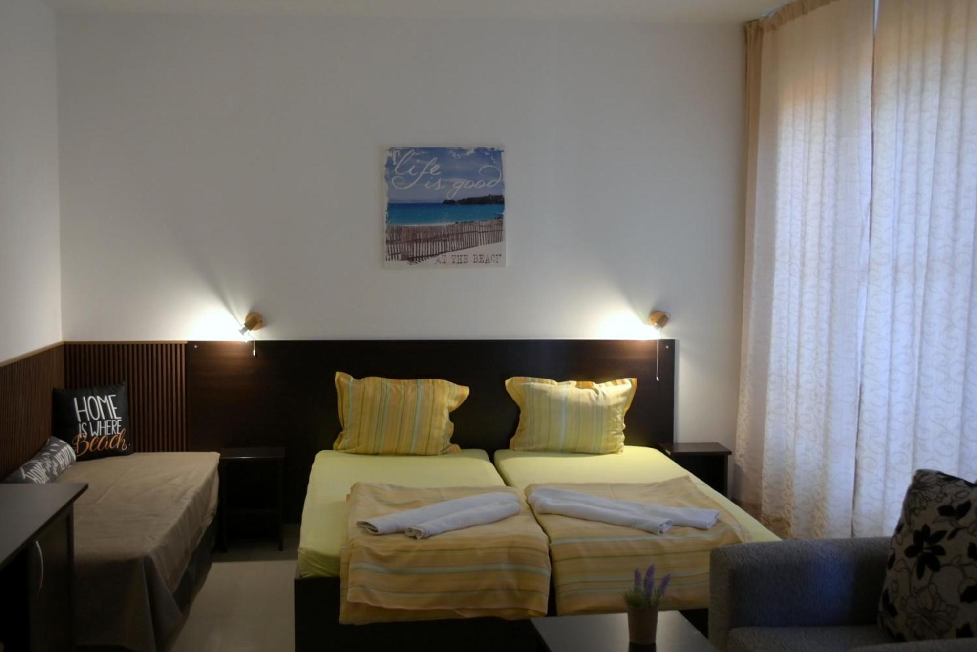 Hotel Paradise Lozenets Ngoại thất bức ảnh