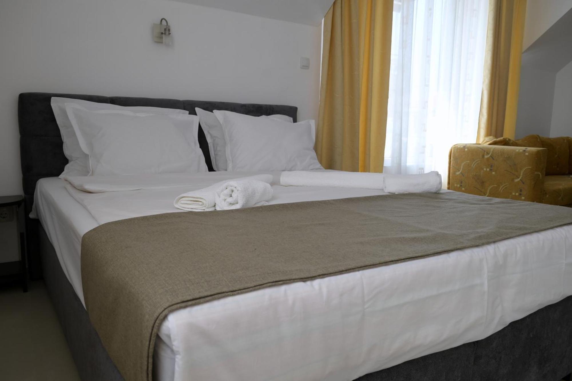 Hotel Paradise Lozenets Ngoại thất bức ảnh